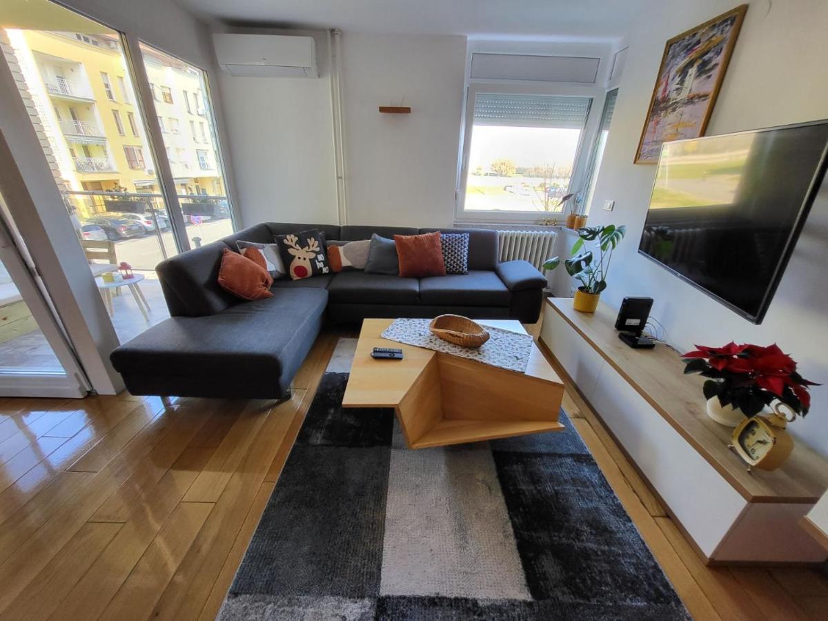 Apartman Bruna Self Check-In 오시예크 외부 사진